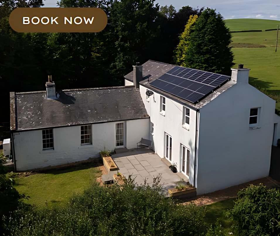 Large Country House With Garden, Outdoor Spa Area & Games Room With Hot Tub And Fire Pit Wigtown Exterior photo